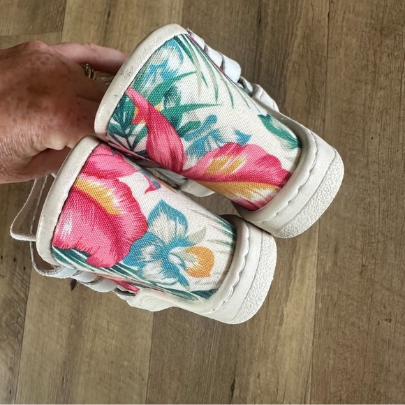 Born Piru Floral Wedge Sandals - Picture 4 of 11